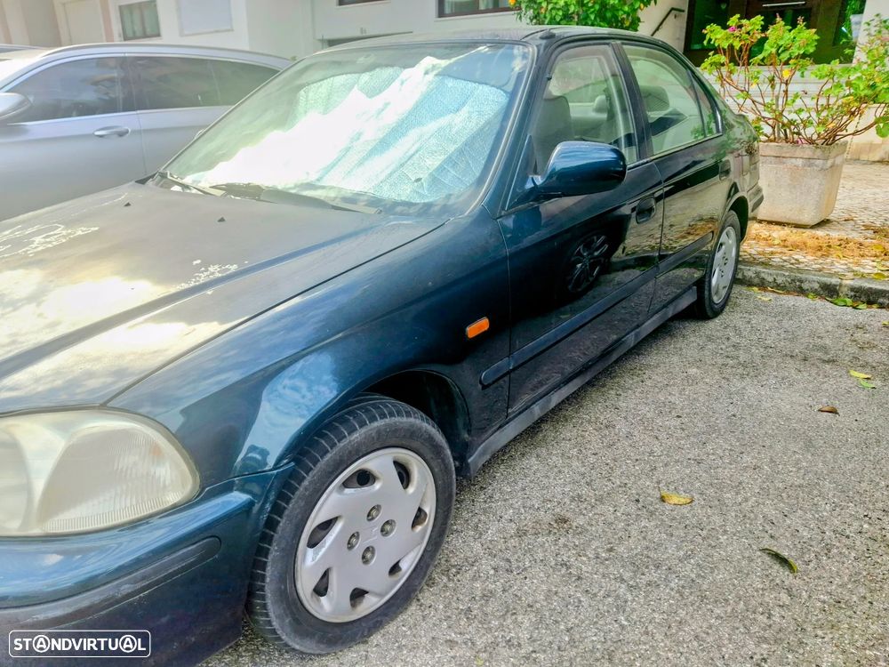 Honda Civic 1.5i LS - 5