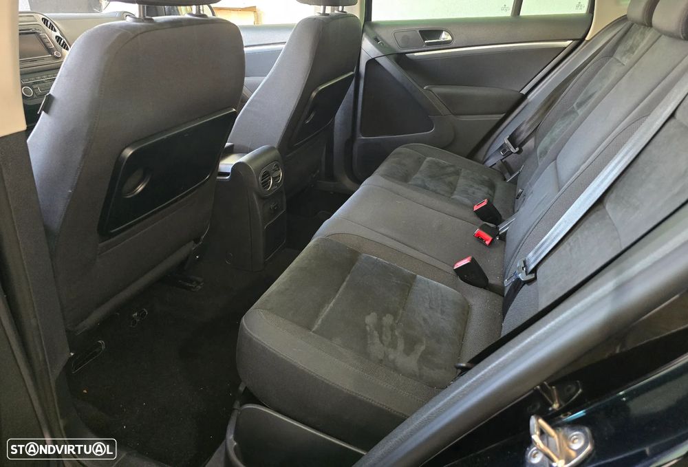 VW Tiguan 2.0 TDi Sport BlueMotion - 11