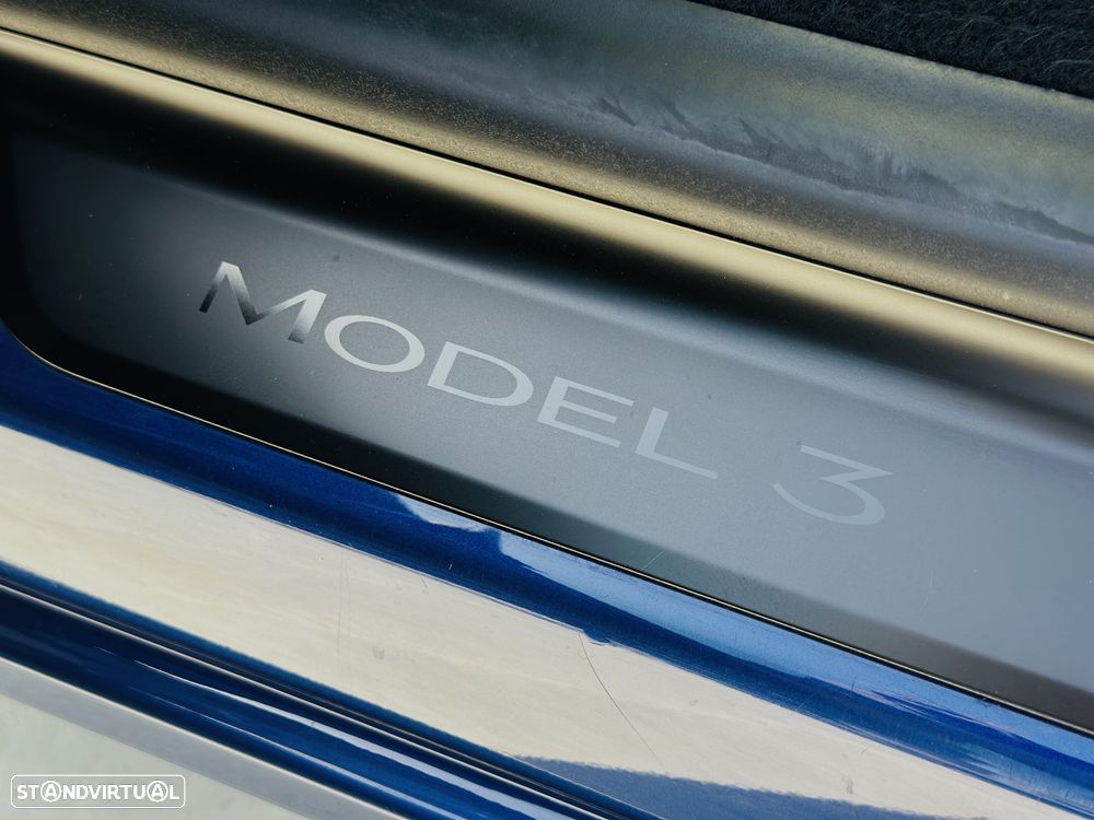 Tesla Model 3 Tração Traseira — fotografia 17