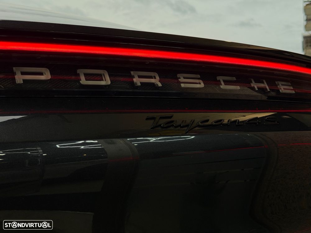 Porsche Taycan 4S Bateria Performance Plus - 20