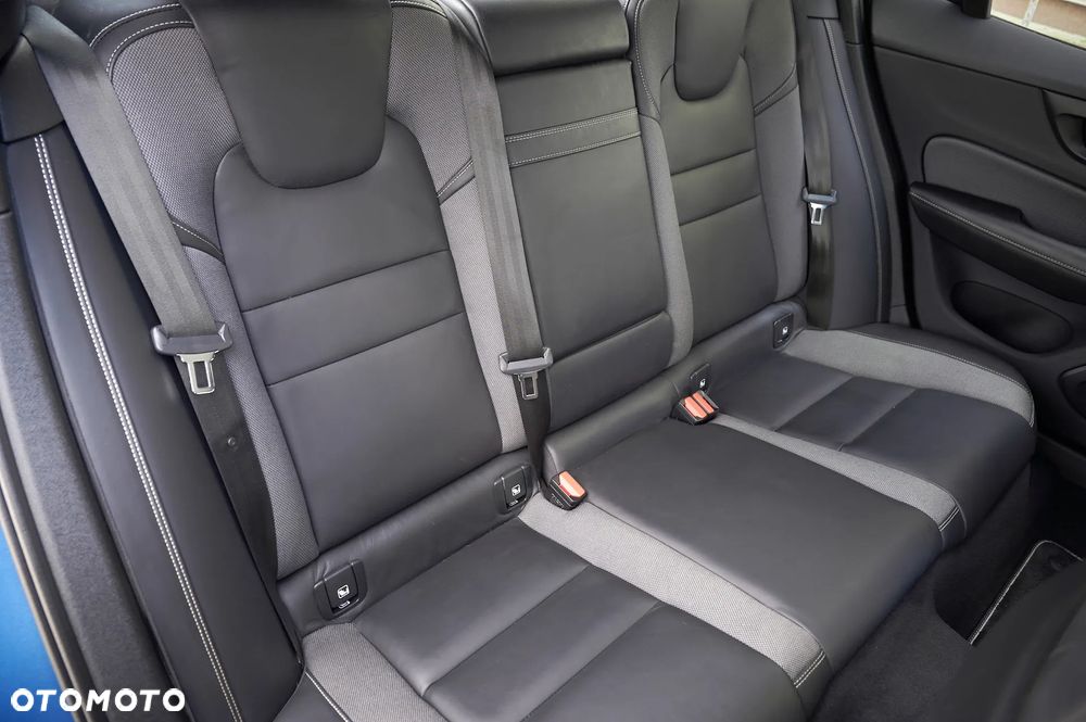Volvo S60 - 31