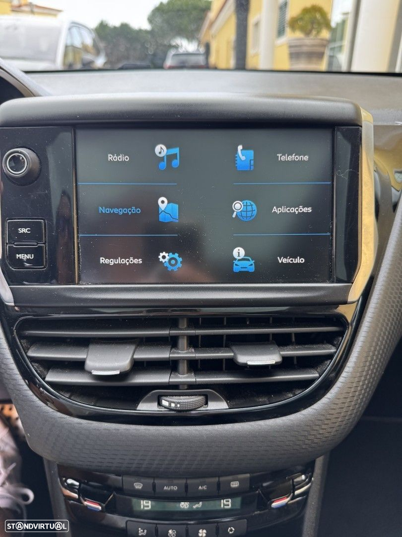 Peugeot 2008 1.2 PureTech Crossway EAT6 - 22