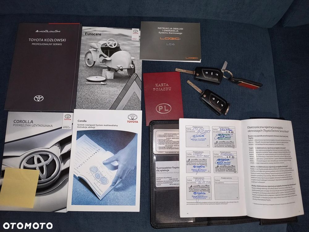 Toyota Corolla 1.6 Premium EU6 - 16
