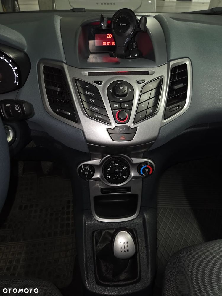 Ford Fiesta - 3