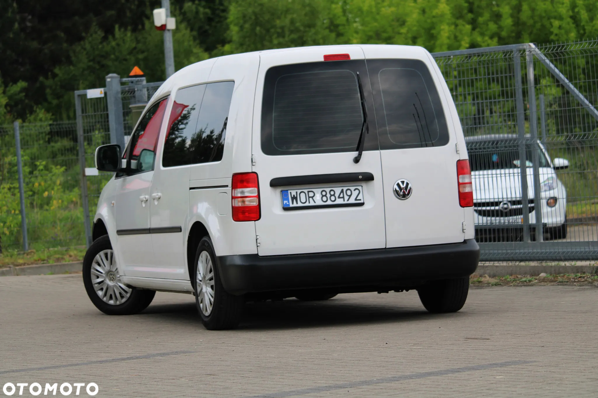 Volkswagen Caddy - 9