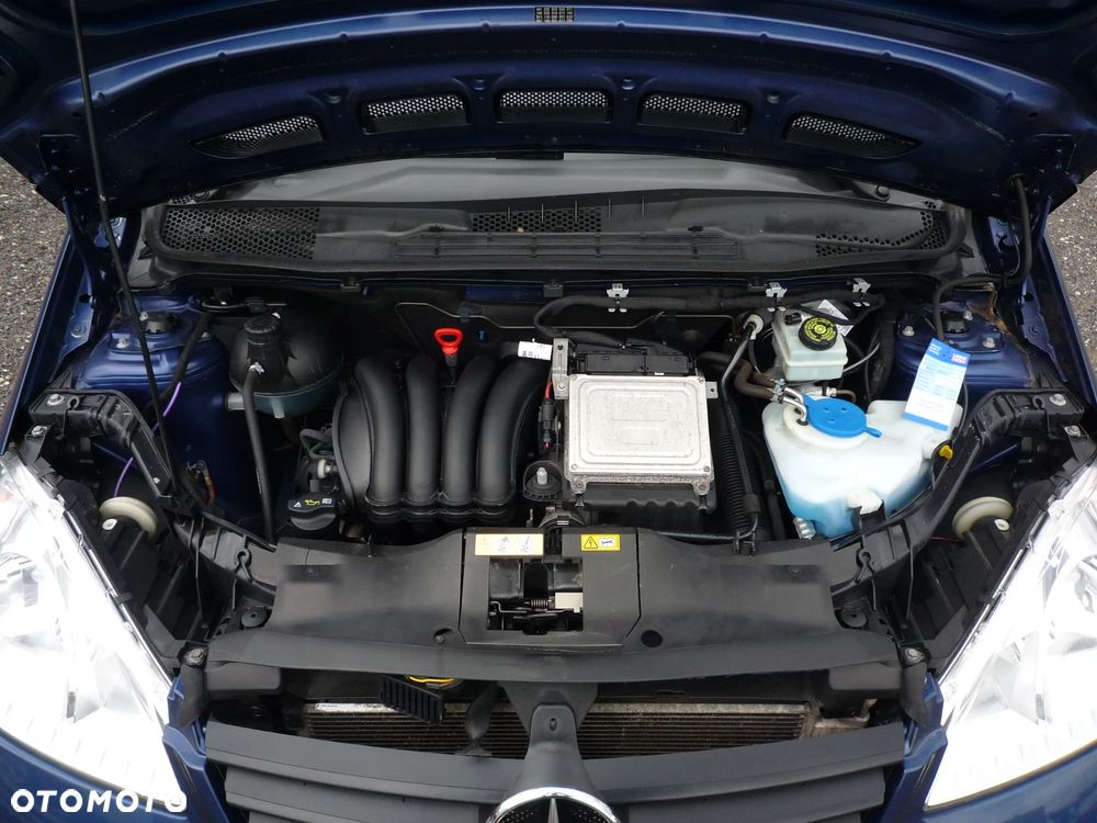 Mercedes-Benz Klasa A 180 BlueEfficiency - 35