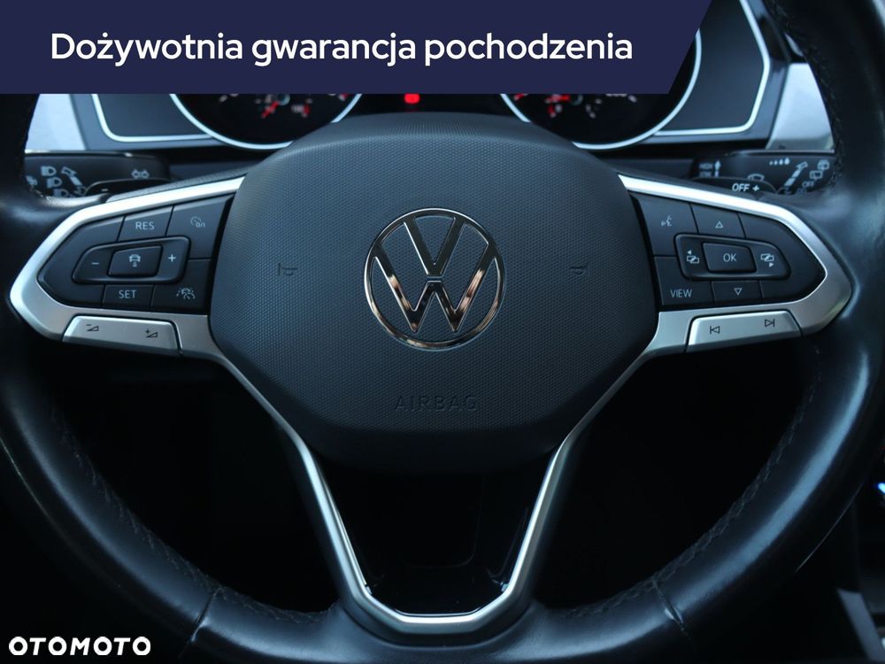 Volkswagen Passat Variant - 21