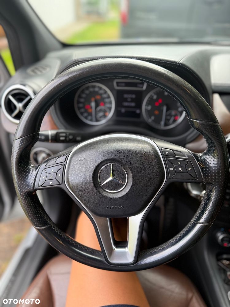 Mercedes-Benz Klasa B - 16