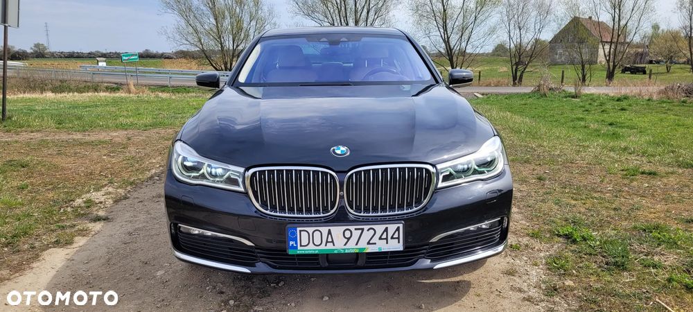 BMW Seria 7 740Ld xDrive sport - 16