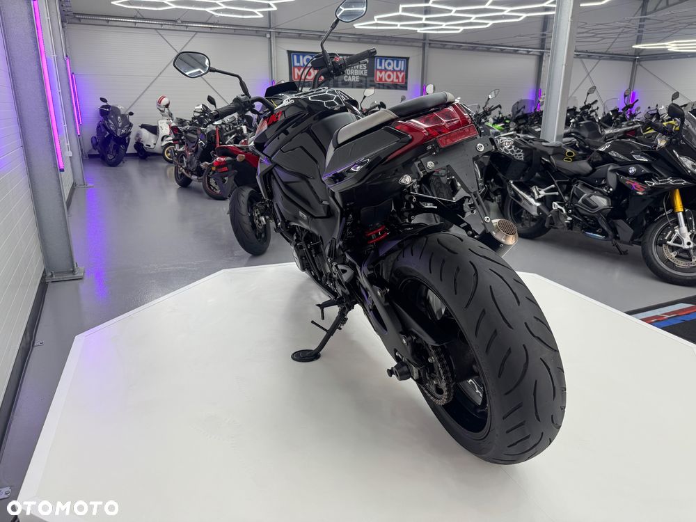 Suzuki GSX - 39