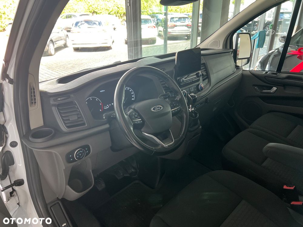 Ford Transit Custom - 21