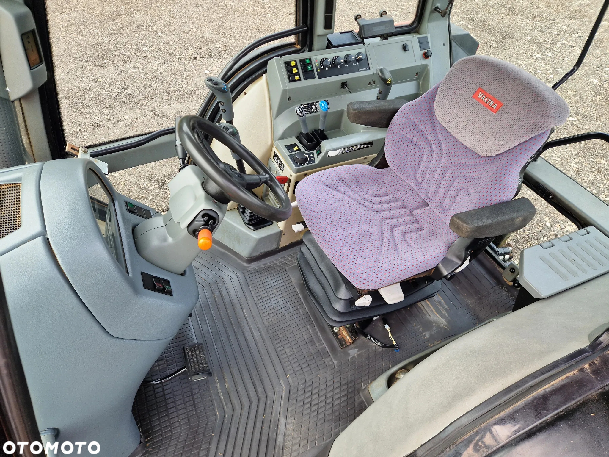 Valtra 6350 HiTech - 7