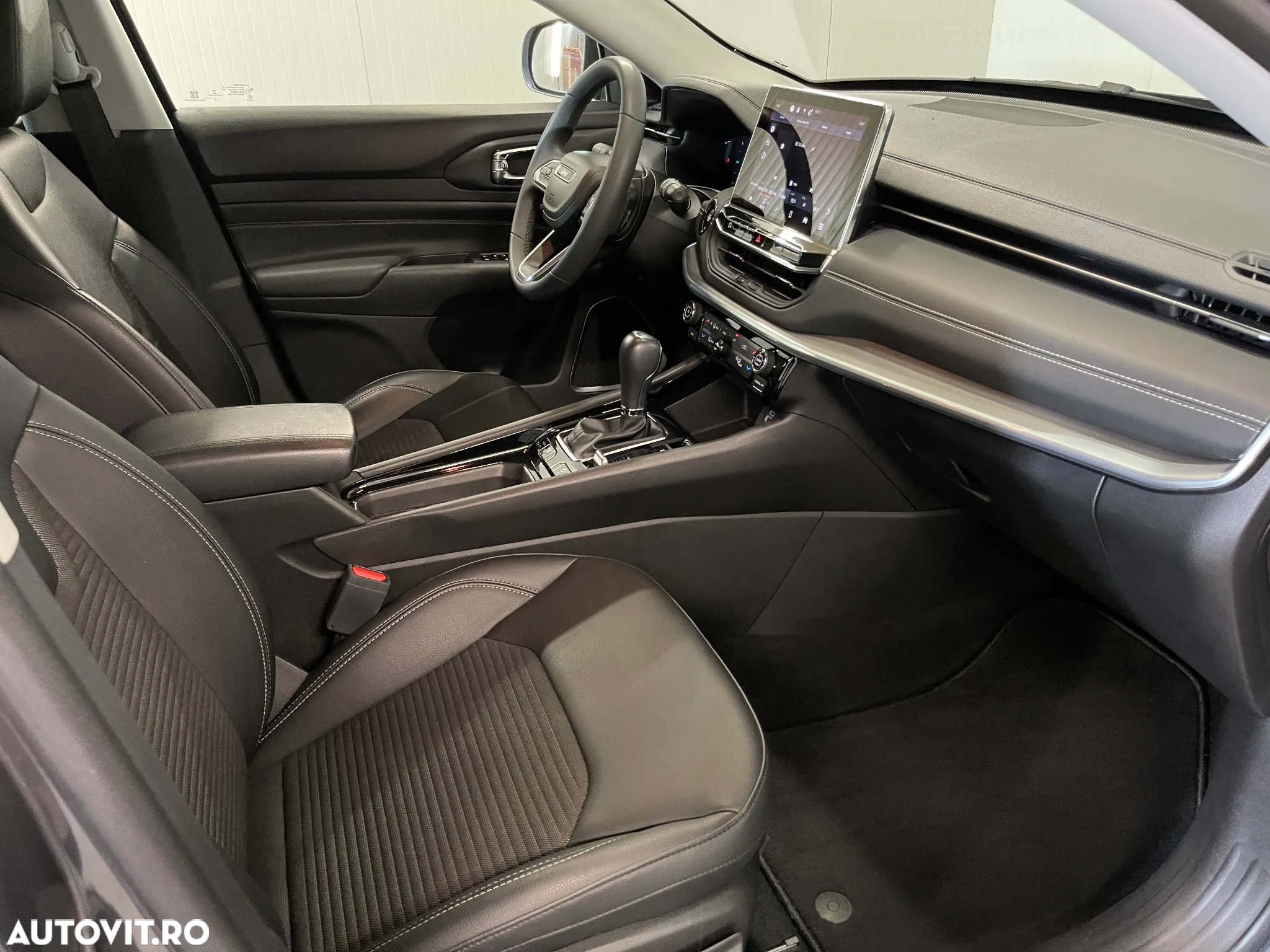 Jeep Compass 1.3 T4 4xe PLUG-IN HYBRID Automatik Limited - 10