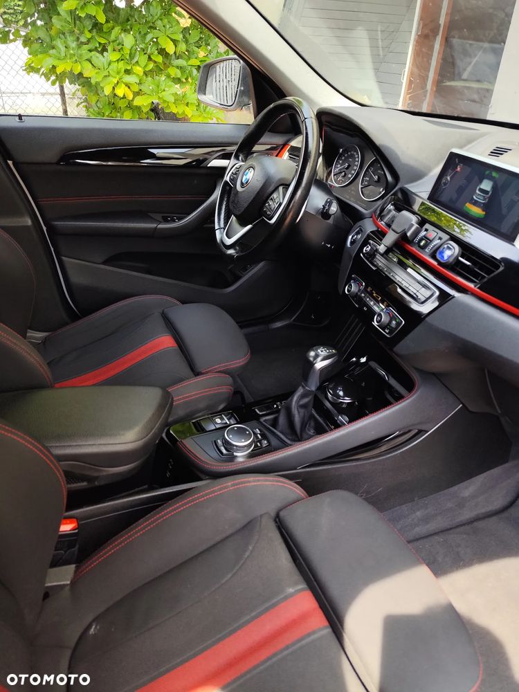 BMW X1 sDrive18d Sport Line - 8