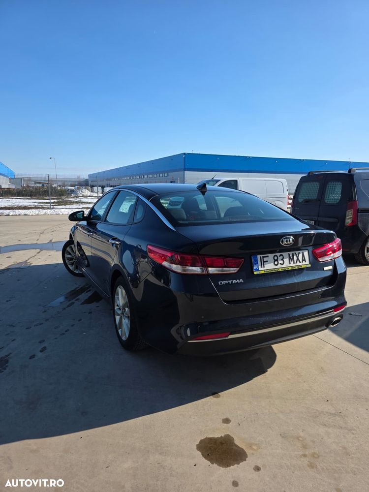 Kia Optima 1.7 DSL 7DCT Comfort - 6