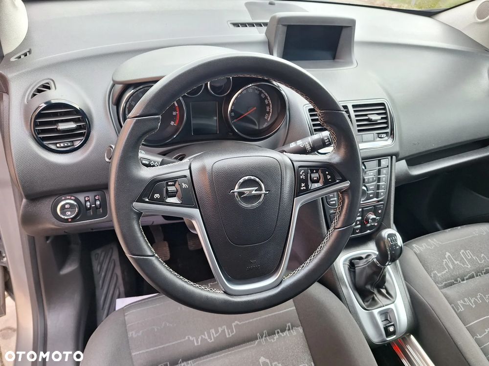 Opel Meriva - 24