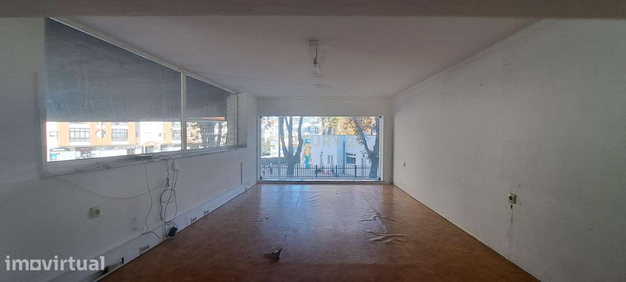 Loja localizada no centro da cidade de Viseu - Grande imagem: 2/6