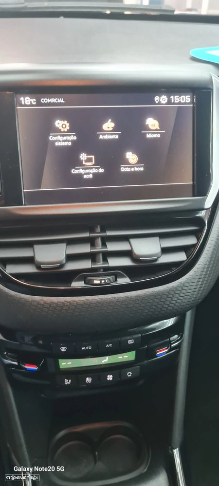 Peugeot 2008 BlueHDi 100 STOP & START Signature - 25