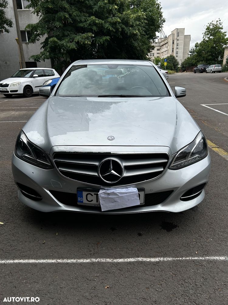 Mercedes-Benz E 200 - 5