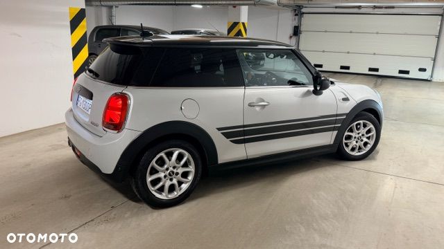 MINI Cooper Standard - 11