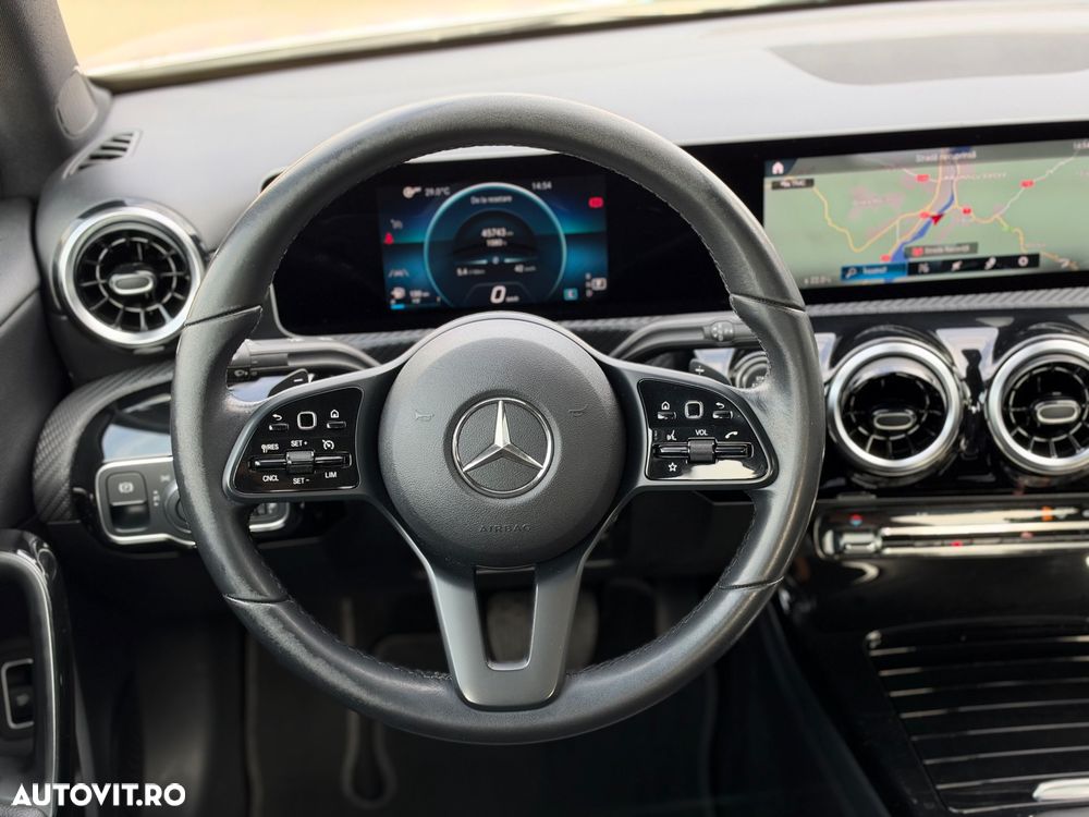 Mercedes-Benz A 180 d Sedan 7G-DCT Style - 18