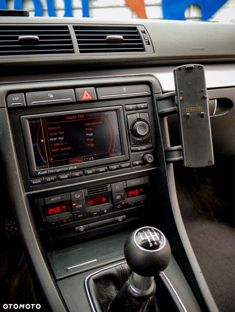 Audi A4 Avant - 7