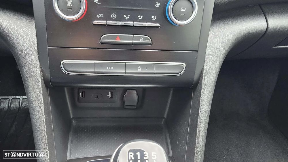 Renault Mégane BLUE dCi 115 LIMITED - 16