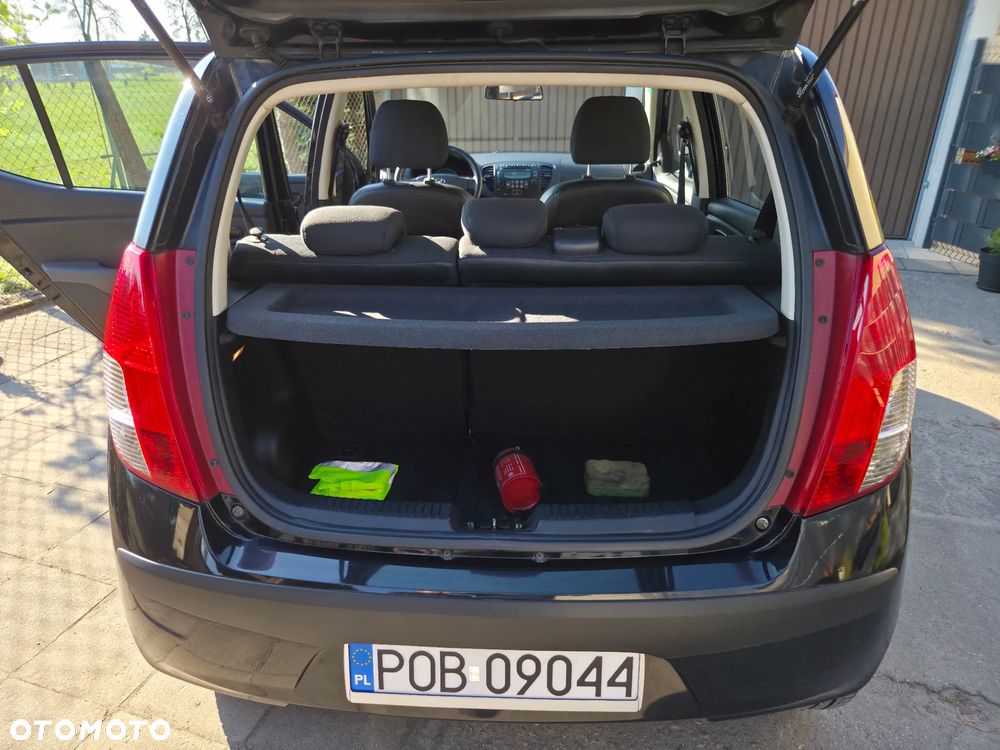 Hyundai i10 1.1 - 16