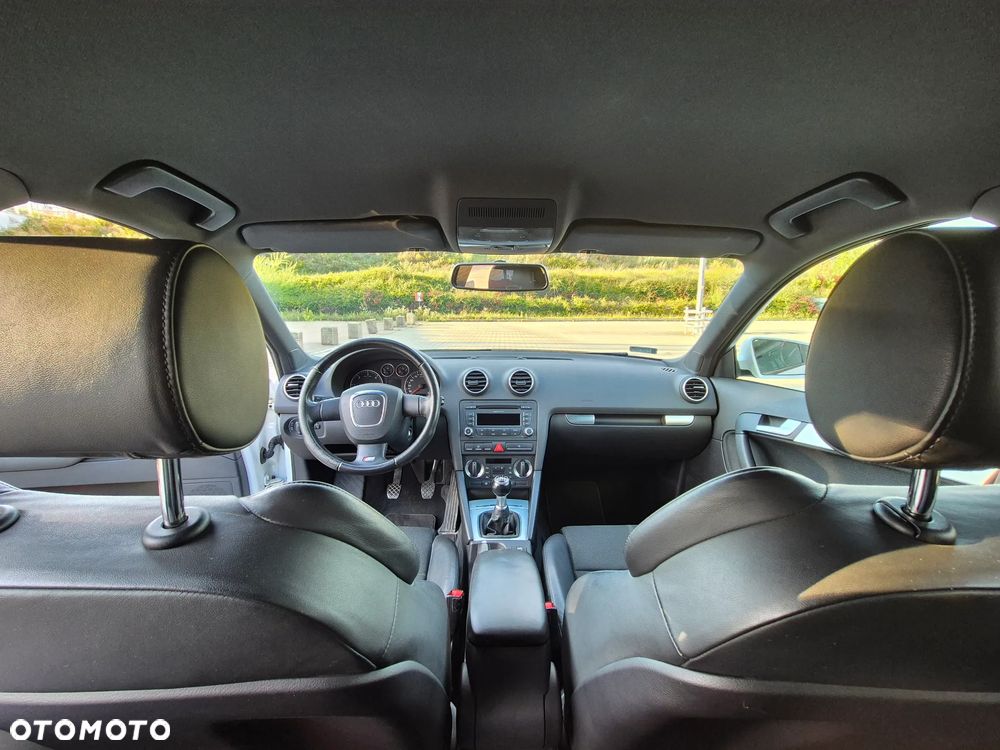 Audi A3 Sportback 2.0 TDI DPF Ambition - 15