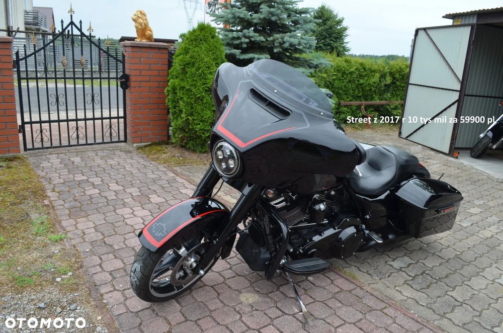 Harley-Davidson Touring Road King - 19