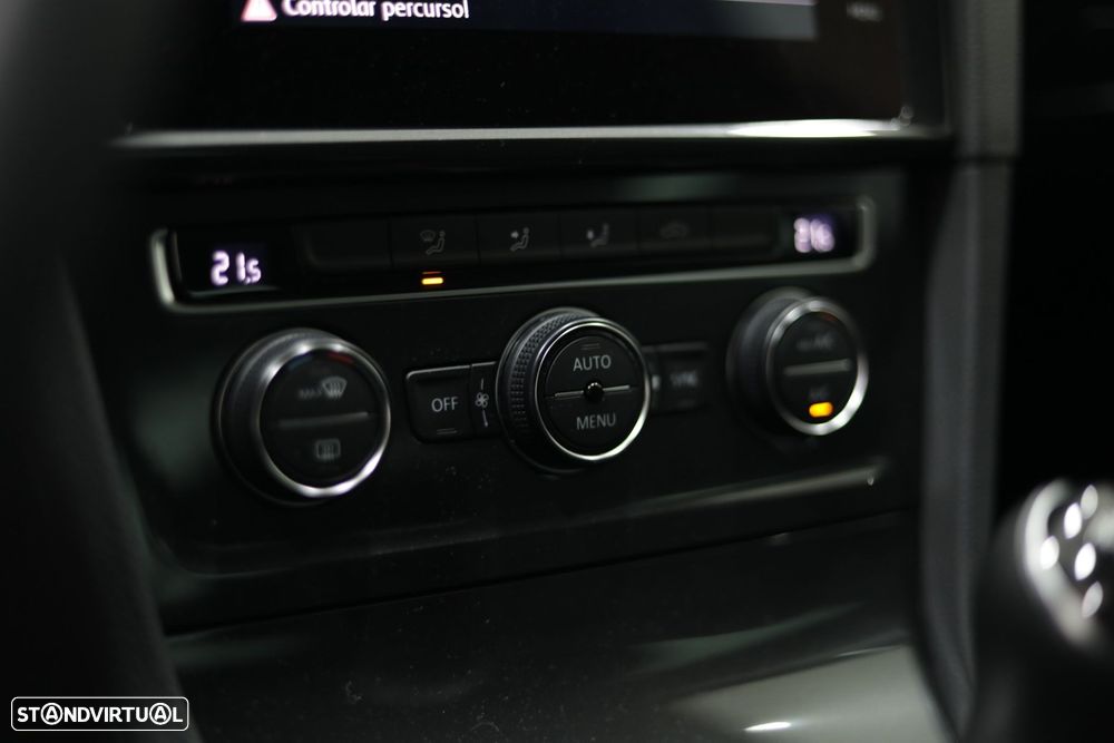 VW Golf 1.0 TSI R-Line - 18