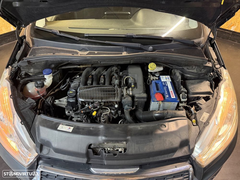 Peugeot 208 82 PureTech Style - 24