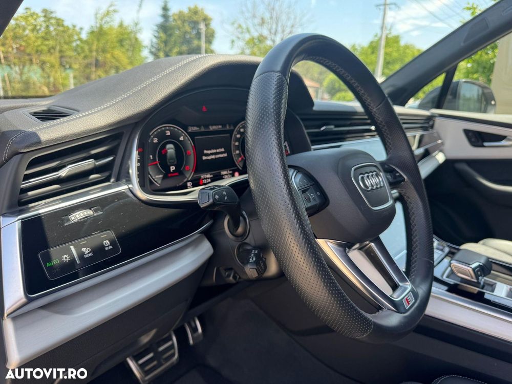 Audi Q7 3.0 50 TDI quattro Tiptronic S Line - 28