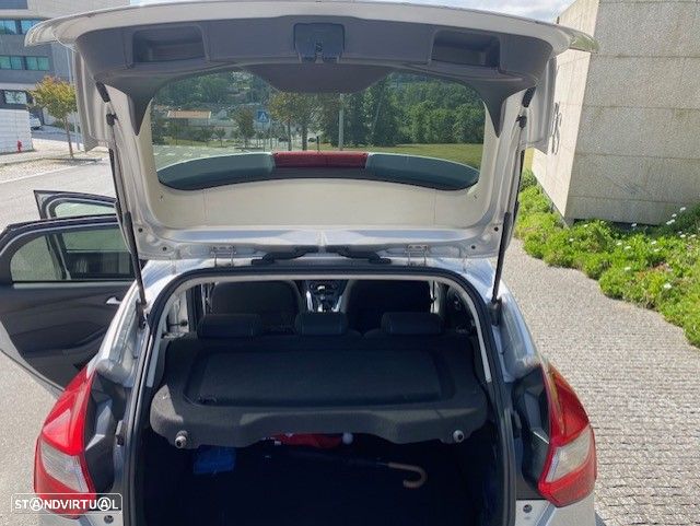 Ford Focus 1.0 SCTi Titanium - 9