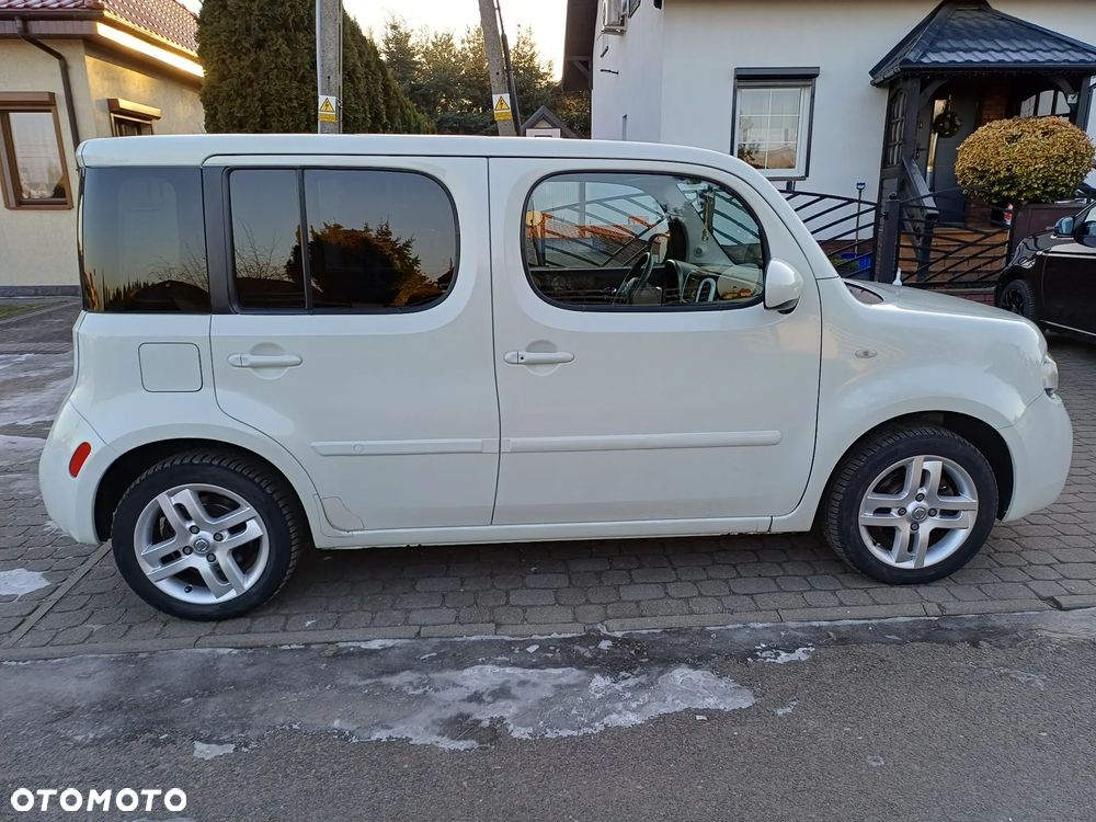 Nissan Cube - 4