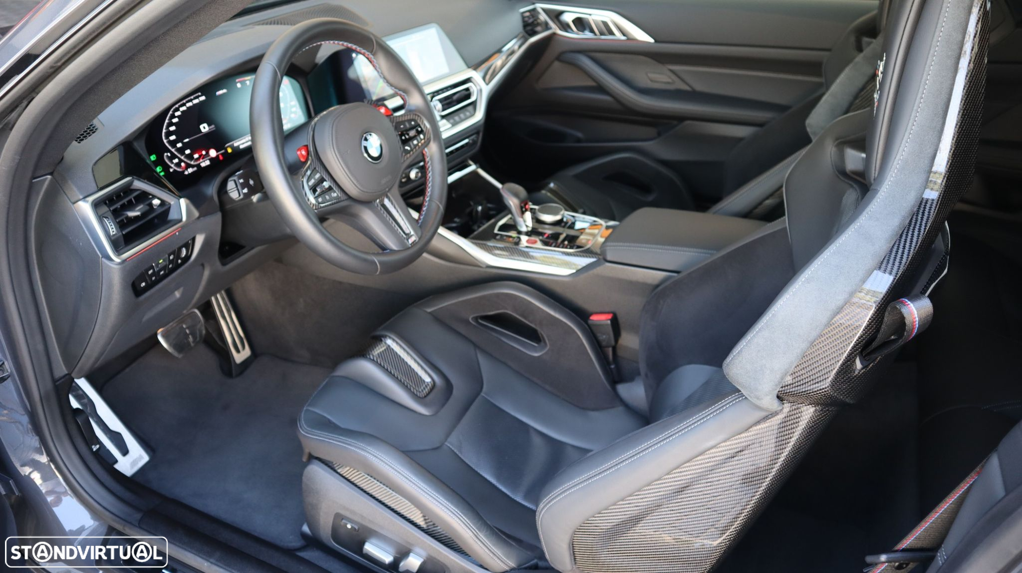 BMW M4 Competition Pack 50 anos M - 17