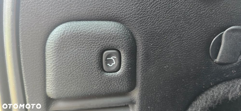 Jeep Grand Cherokee - 35