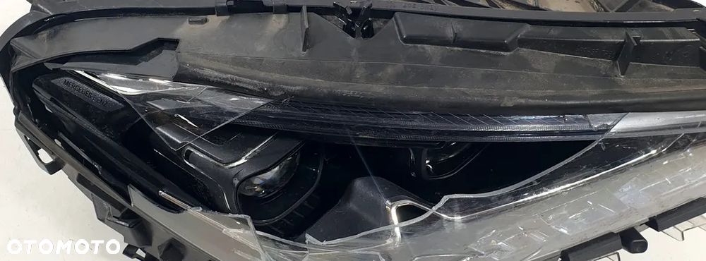 Mercedes CLA W118 Reflektor Prawy A1189061401 - 8