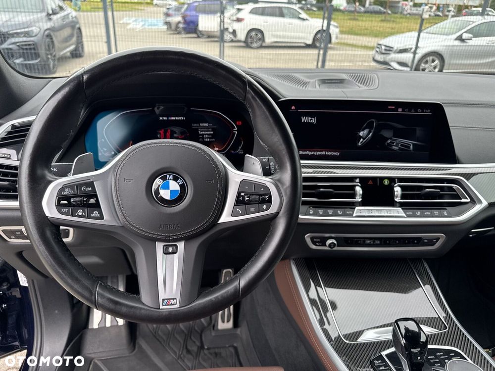BMW X5 M50i - 15