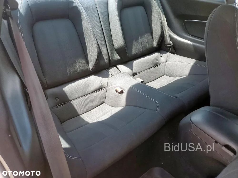 Ford Mustang Fastback 2.3 Eco Boost - 8