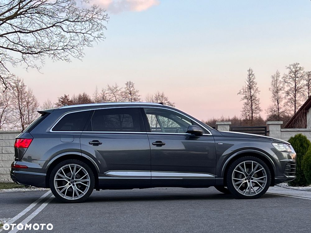 Audi Q7 - 2