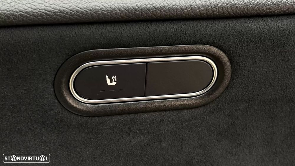 Mercedes-Benz CLA 180 d - 31