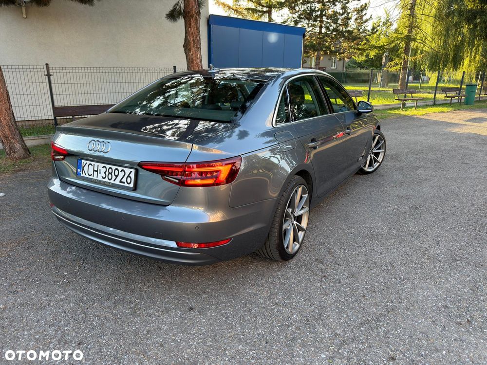 Audi A4 Limousine - 5