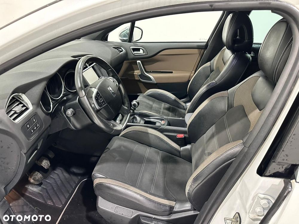 DS Automobiles DS 4 - 16