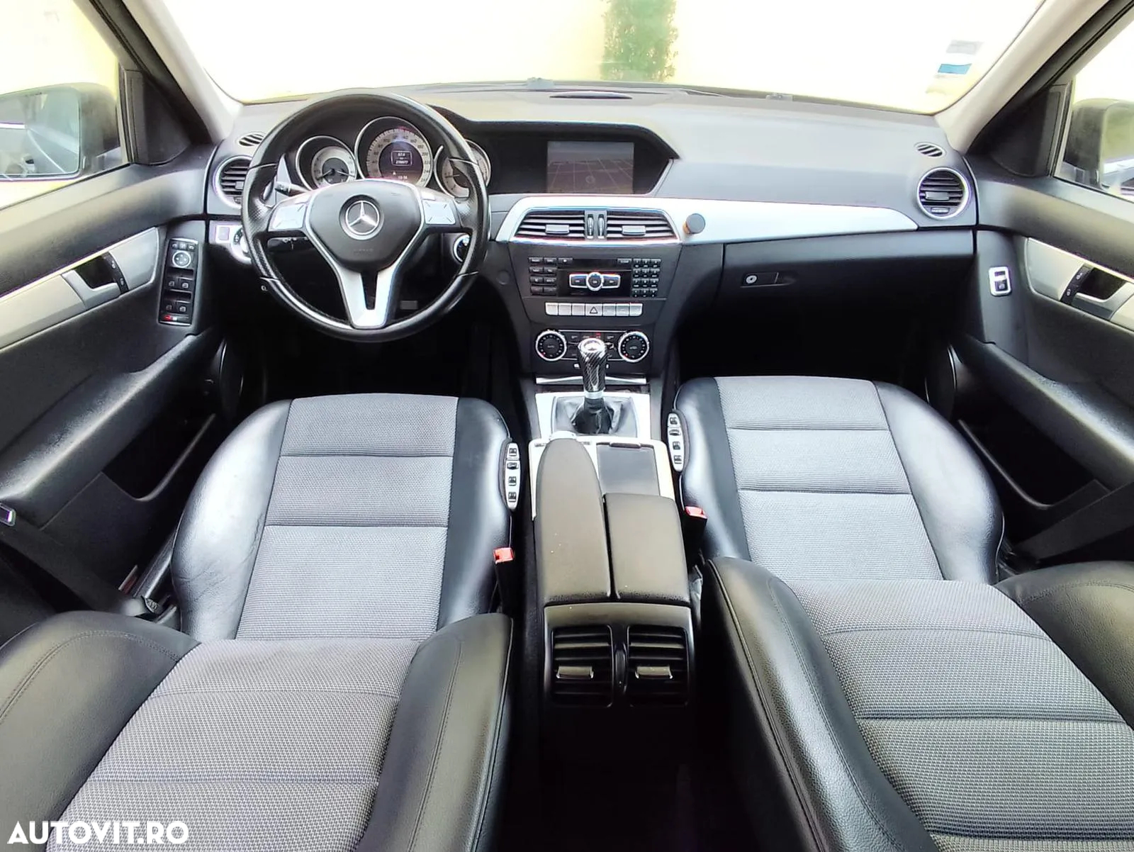 Mercedes-Benz C - 6