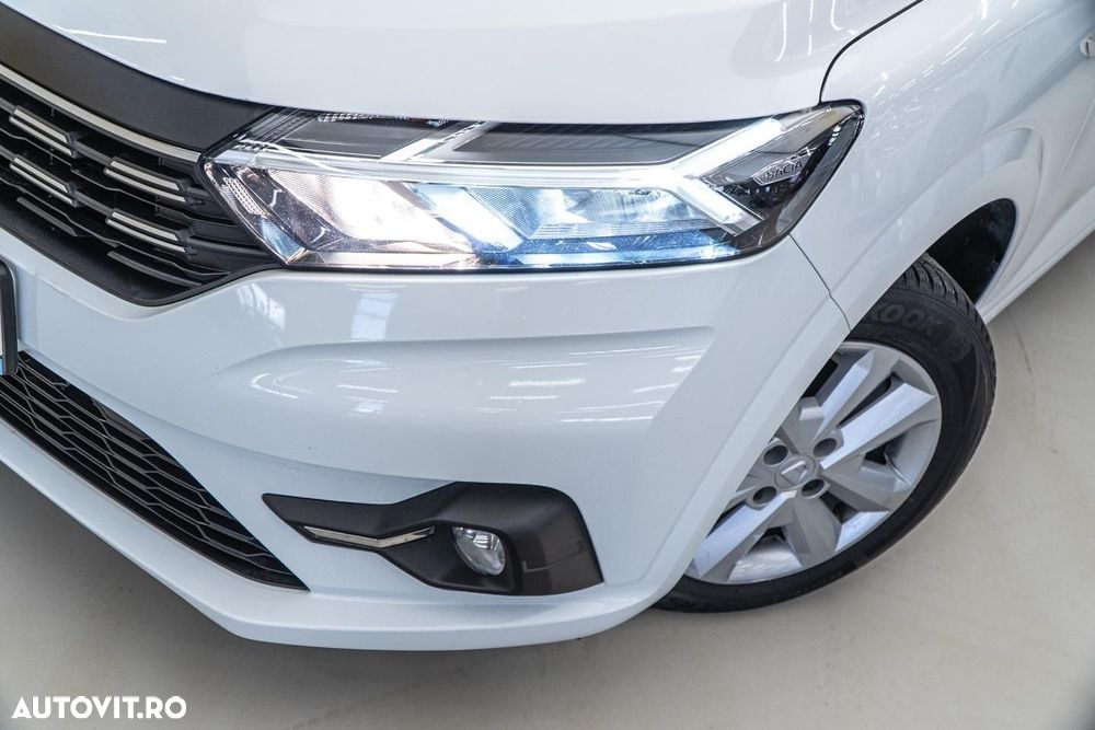 Dacia Logan TCe 90 MT6 Prestige - 34