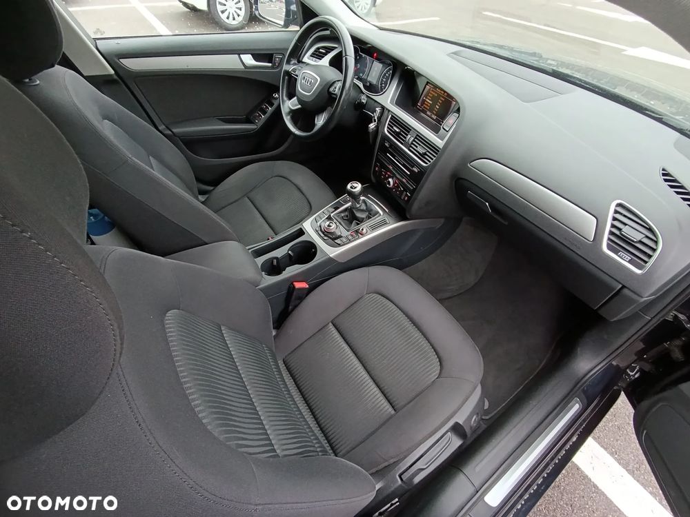 Audi A4 Avant 2.0 TDI DPF Ambiente - 10