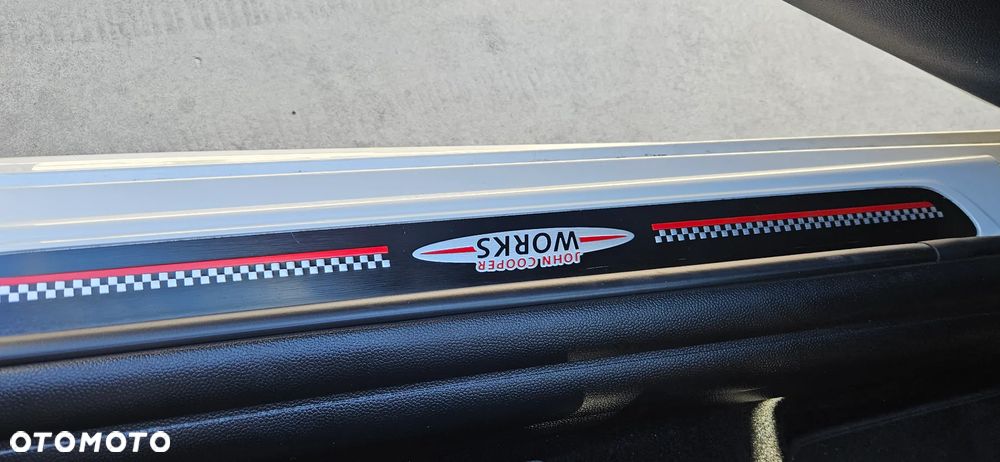 MINI John Cooper Works - 36