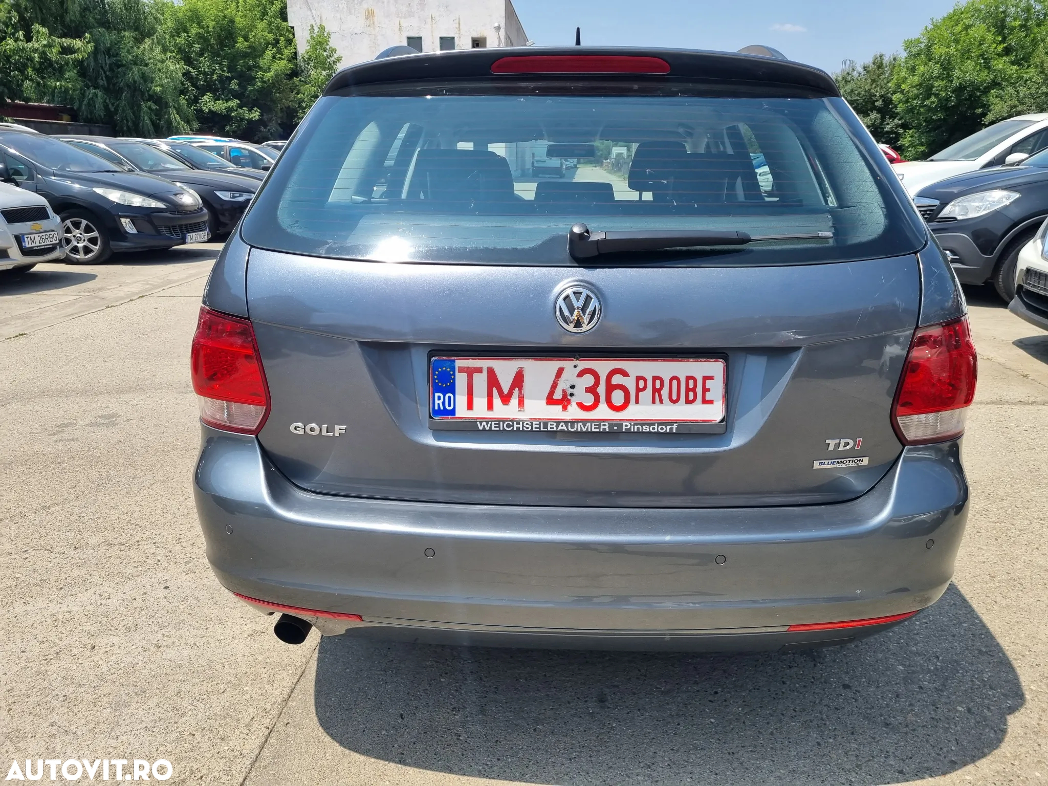 Volkswagen Golf 1.6 TDI BlueMotion Technology Comfortline - 28