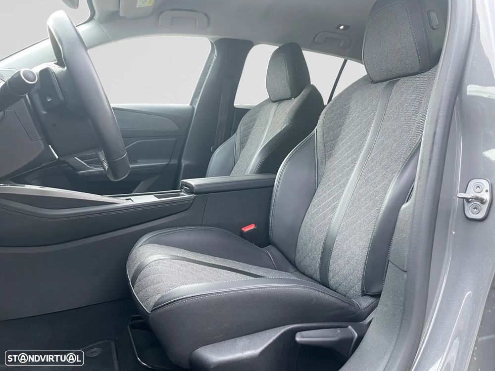 Peugeot 408 1.2 PureTech Allure EAT8 - 10